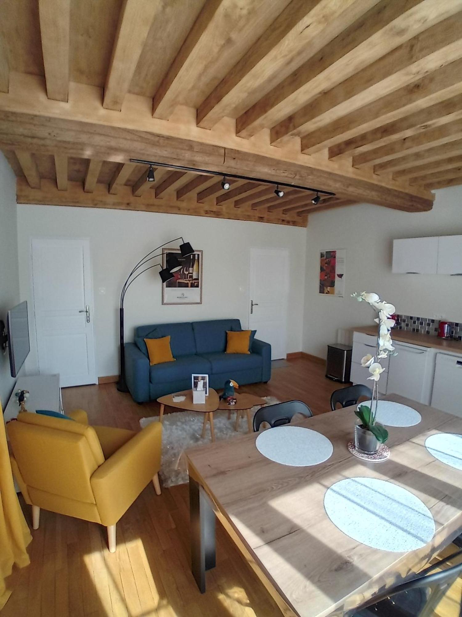 Climats Des Echaliers Apartment Beaune  Room photo